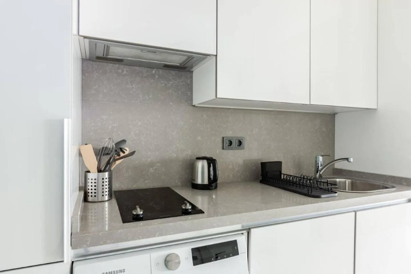 Apartament Cozy Bright Studio! Parkinggympool Access! #374 Stambuł